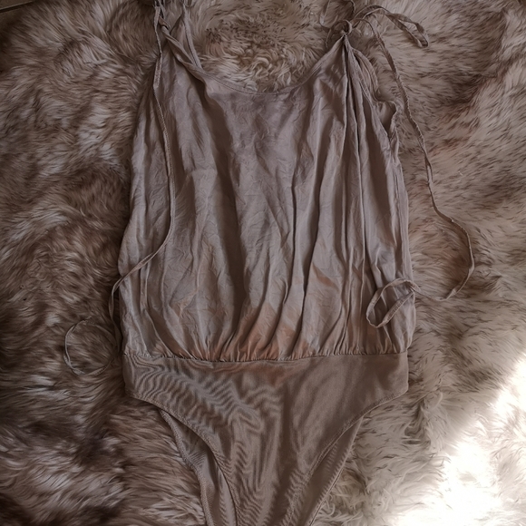 Zara SILK bodysuit - Picture 6 of 8